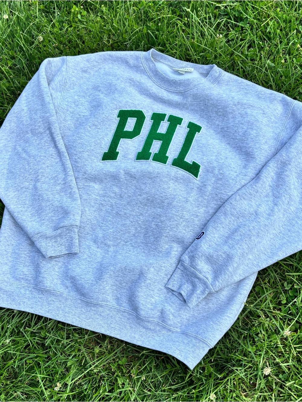 Philadelphia Gray Crewneck Sweatshirt Boathouse Green Embroidered Letter - Picture 2 of 7